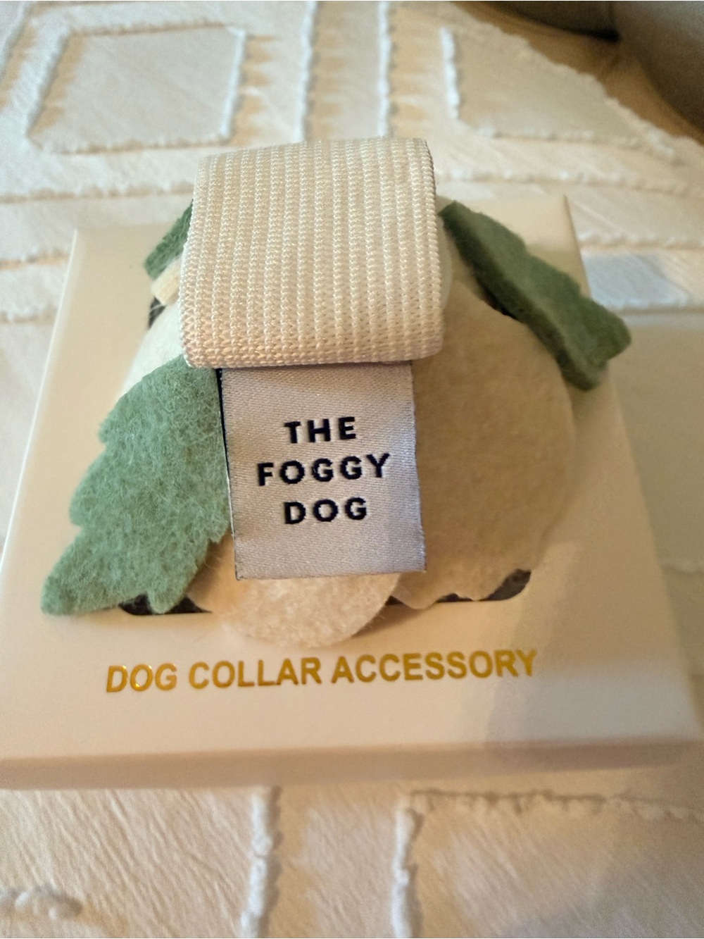 The Foggy Dog Ivory Peony Collar Flower with Yellow Center - Picture 3 of 6